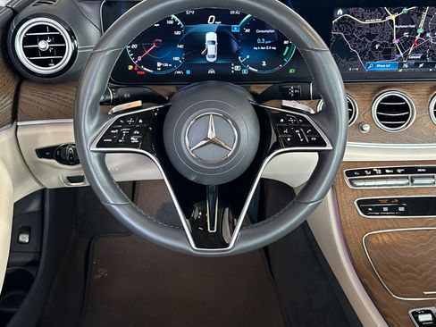 Used 2021 Mercedes-Benz E 350 Sedan image 11