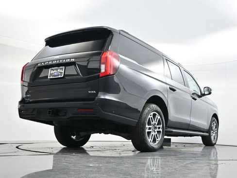 New 2025 Ford Expedition Max Active image 48