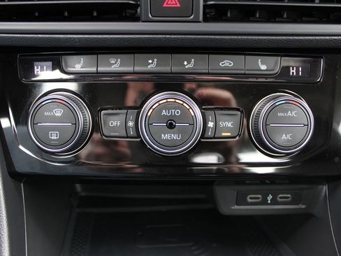 Used 2022 Volkswagen Jetta SEL image 21