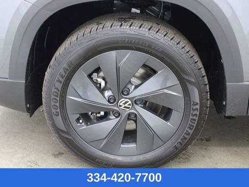 New 2026 Volkswagen Taos S image 24