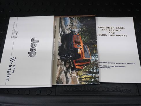 Used 2018 Jeep Wrangler Unlimited Sahara image 23