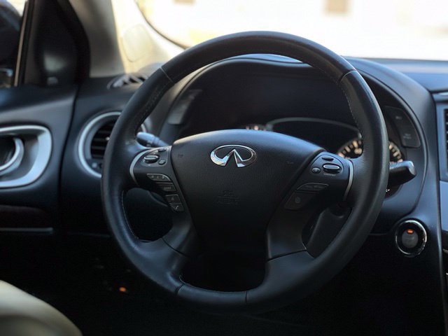 Used 2017 INFINITI QX60 FWD w/ Deluxe Technology Package image 29