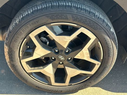 Used 2024 Hyundai Santa Cruz Limited image 17