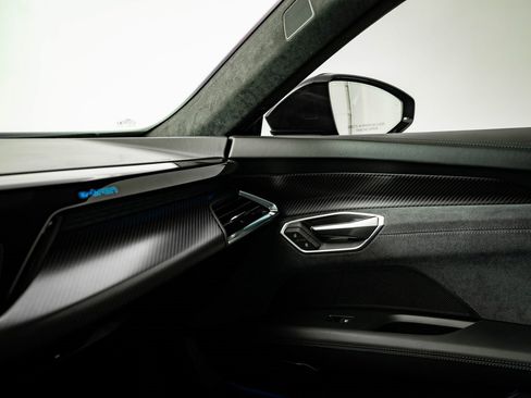 Used 2022 Audi RS e-tron GT w/ Carbon Performance Package image 37