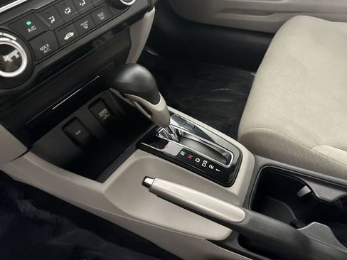 Used 2013 Honda Civic LX image 16