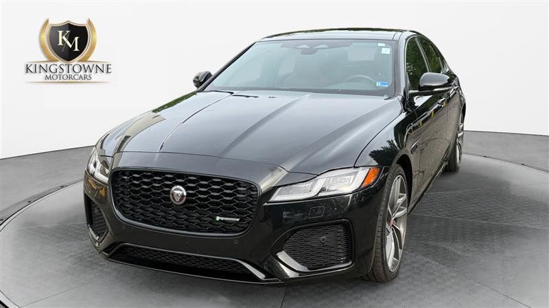 Used 2022 Jaguar XF R-Dynamic SE AWD/4WD image 1