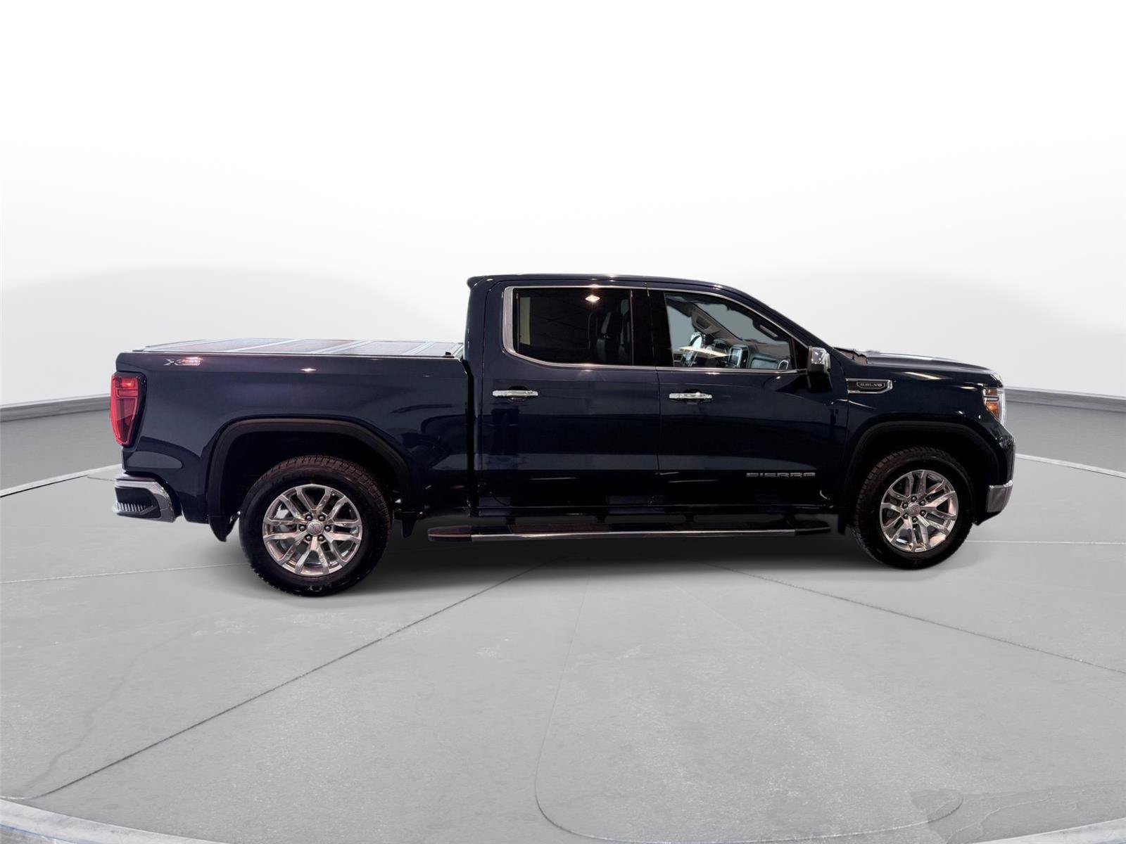 Used 2021 GMC Sierra 1500 SLT w/ SLT Premium Package AWD/4WD image 19