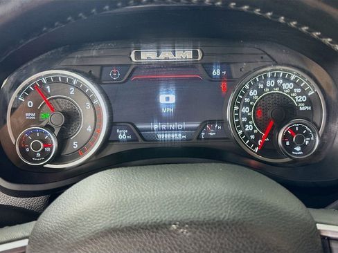 Used 2024 RAM 2500 Laramie image 24