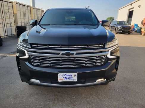 Used 2024 Chevrolet Tahoe Premier w/ Premium Package AWD/4WD image 2