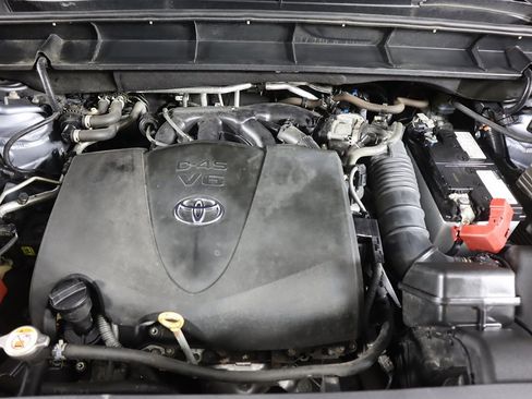 Used 2022 Toyota Highlander Platinum image 27