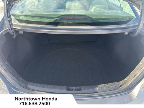 Used 2018 Hyundai Elantra ECO image 17