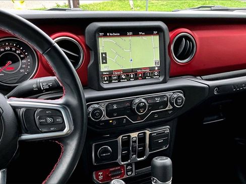 Used 2021 Jeep Wrangler Unlimited Rubicon image 6