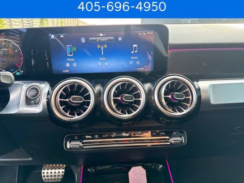 Used 2024 Mercedes-Benz GLB 250 image 23