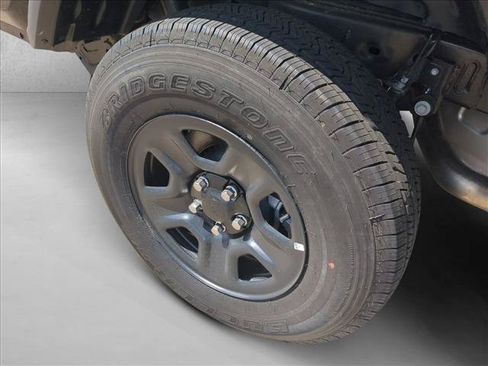 New 2026 Jeep Gladiator Sport AWD/4WD image 10