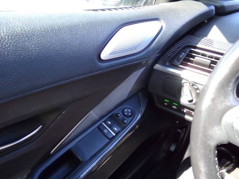 Used 2014 BMW M6 Coupe w/ Competition Package RWD image 35