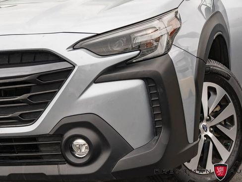 Used 2023 Subaru Outback Premium image 38