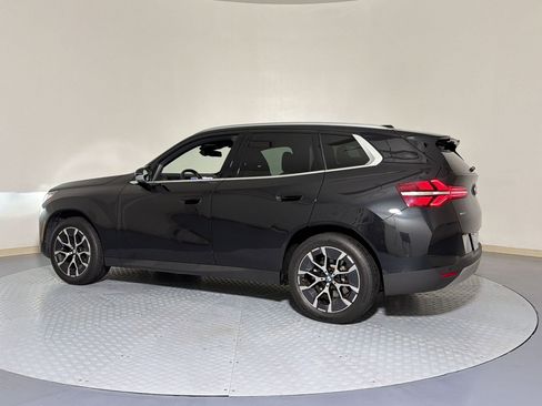 Used 2025 BMW X3 xDrive30 w/ Convenience Package AWD/4WD image 3