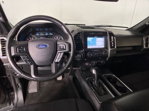 Used 2019 Ford F150 XLT w/ Equipment Group 302A Luxury image 7
