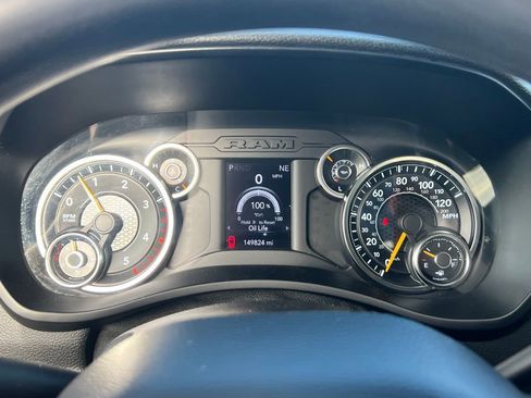 Used 2019 RAM 3500 Tradesman w/ Chrome Appearance Group image 30