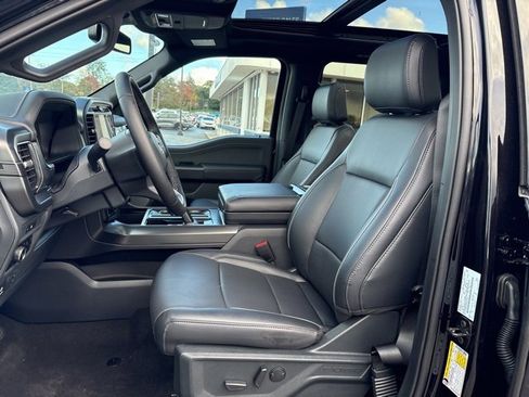 Used 2025 Ford F150 Lariat w/ Equipment Group 501A Mid image 18