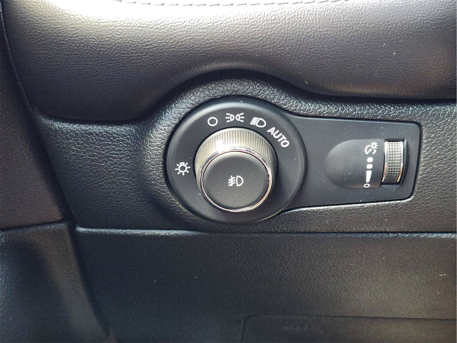 Used 2022 Dodge Durango GT AWD/4WD image 24