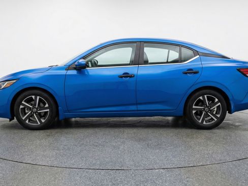 Used 2025 Nissan Sentra SV FWD image 5