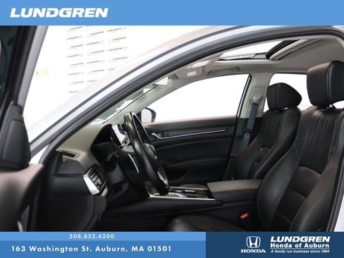 Used 2021 Honda Accord Touring image 13