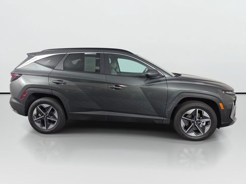 Used 2025 Hyundai Tucson SEL AWD/4WD image 7