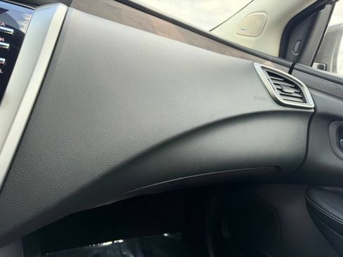 Used 2020 Nissan Murano Platinum FWD image 33