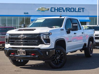 New 2026 Chevrolet Silverado 2500 LT w/ Trail Boss Package