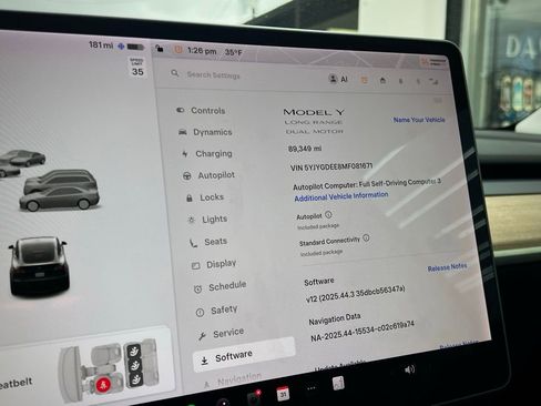 Used 2021 Tesla Model Y Long Range image 55