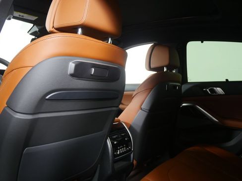 New 2027 BMW X6 xDrive40i w/ Executive Package AWD/4WD image 15