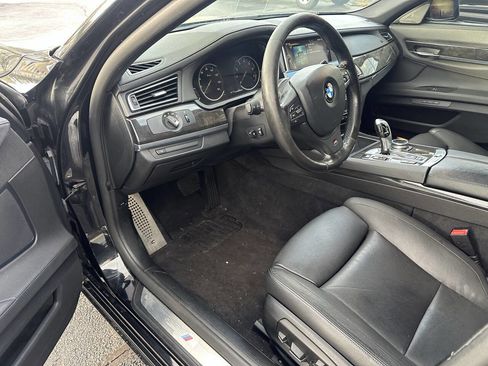 Used 2014 BMW 740Li image 5