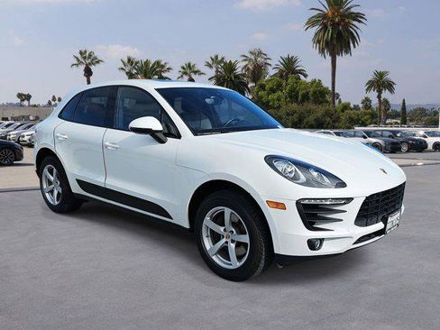 Used 2017 Porsche Macan image 3