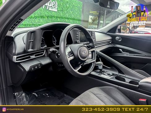 Used 2023 Hyundai Elantra Blue FWD image 10