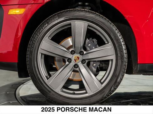 Used 2025 Porsche Macan Turbo AWD/4WD image 13