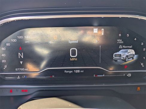 Used 2022 GMC Yukon SLT w/ SLT Premium Package image 13