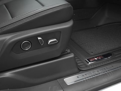 New 2026 GMC Sierra 1500 Denali AWD/4WD image 41