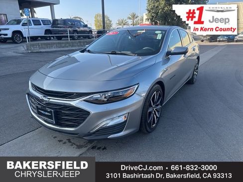 Used 2025 Chevrolet Malibu RS image 1