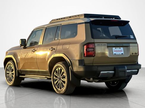 Used 2025 Toyota Land Cruiser image 3