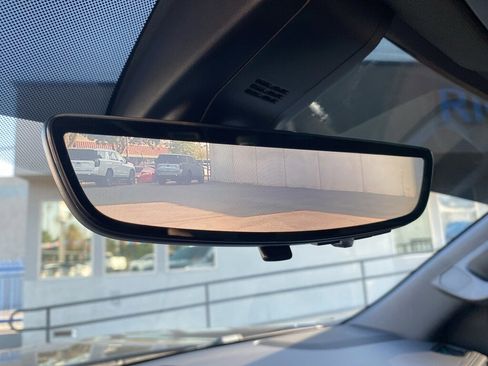 Used 2022 Chevrolet Tahoe High Country image 37