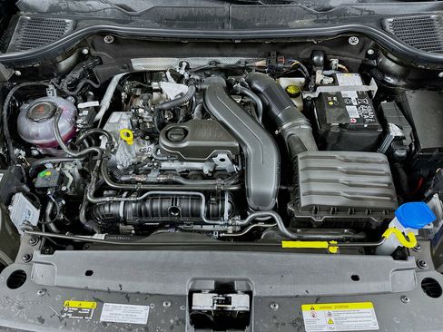 New 2026 Volkswagen Taos SEL AWD/4WD image 29
