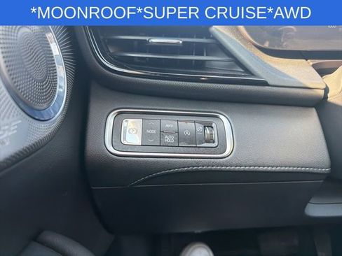 Used 2025 Buick Enclave Avenir w/ Super Cruise Package image 38