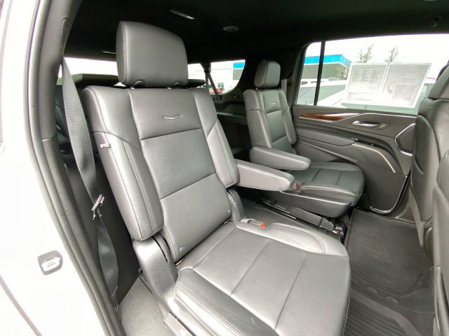 Used 2023 Cadillac Escalade ESV Luxury AWD/4WD image 28