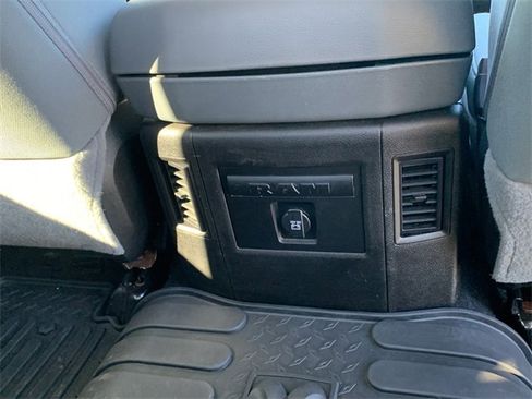 Certified 2018 RAM 1500 Big Horn image 40