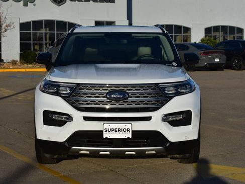 Used 2021 Ford Explorer Limited w/ Equipment Group 301A image 2