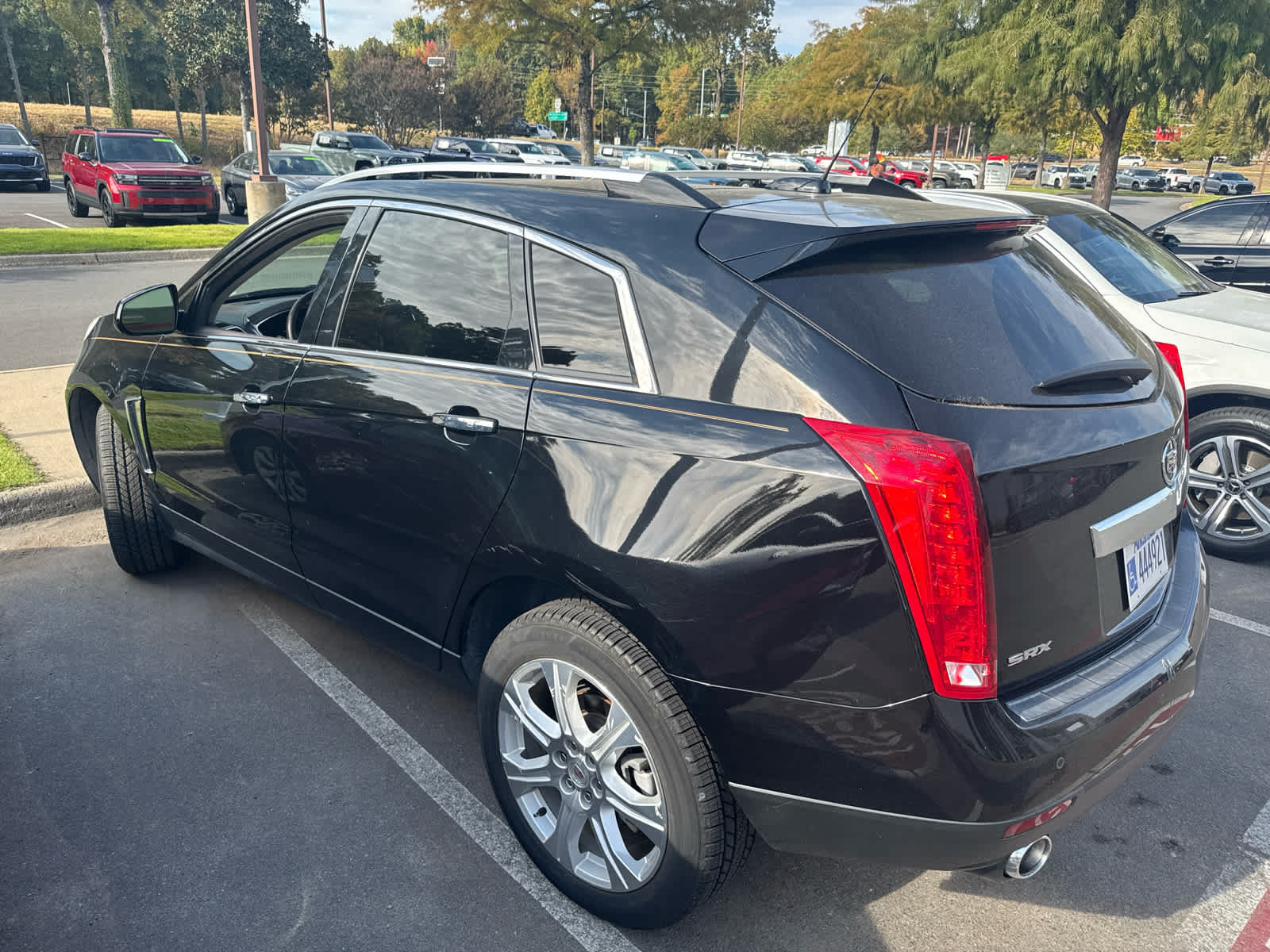 Used 2015 Cadillac SRX Premium FWD image 3