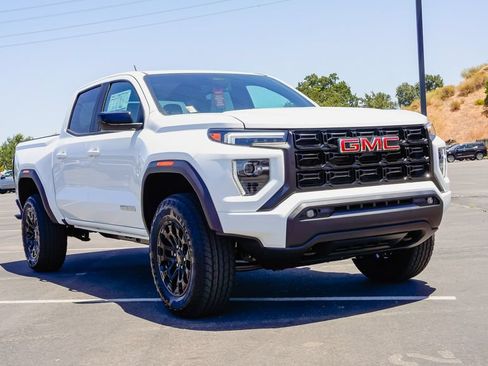 New 2026 GMC Canyon Elevation w/ Convenience Package RWD image 5