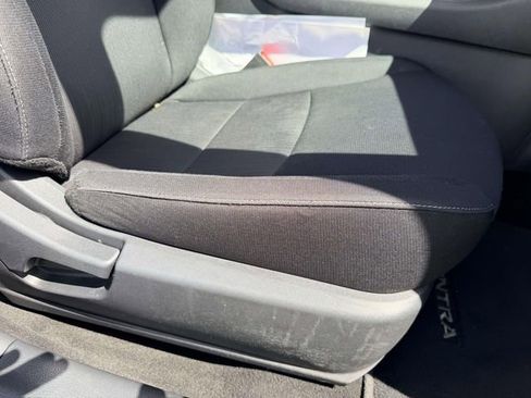 Used 2024 Nissan Sentra SV image 9