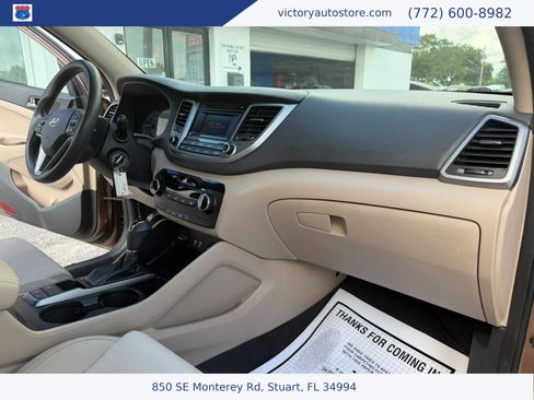 Used 2017 Hyundai Tucson SE w/ SE Popular Package 02 FWD image 19